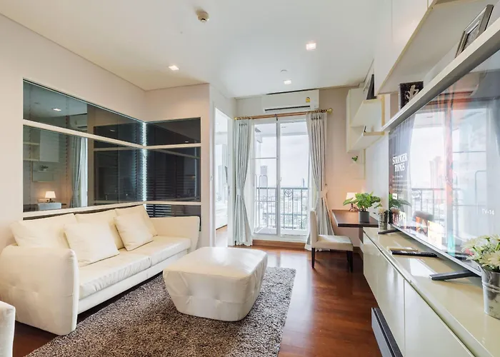 Апартаменты Luxury Center Of Bkk Close To Thong Lor Bts *