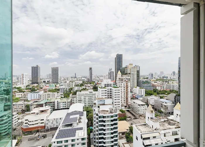 Апартаменты Luxury Center Of Bkk Close To Thong Lor Bts *