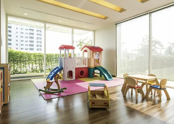Апартаменты Luxury Center Of Bkk Close To Thong Lor Bts Бангкок